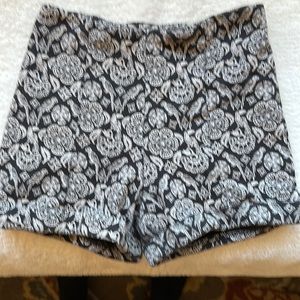 Abercrombie Kids Stretch Shorts size XS (8)